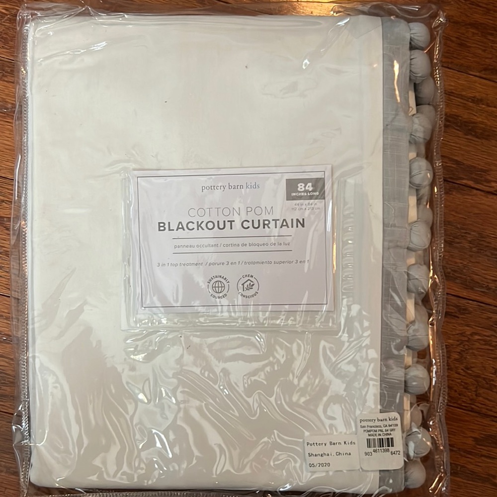 Pottery Barn Kids Blackout Drapes.   2 panels. New.  44x84